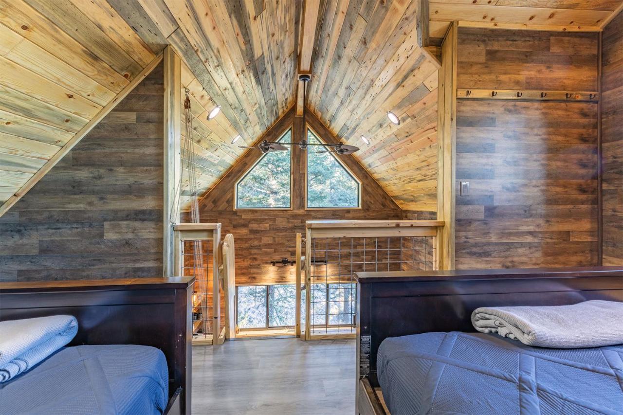 Bed and Breakfast Ridgewalk Treehouse Анджел Файер Экстерьер фото