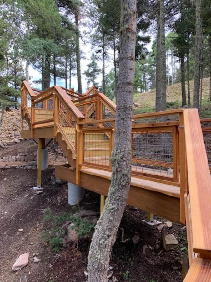 Bed and Breakfast Ridgewalk Treehouse Анджел Файер Экстерьер фото